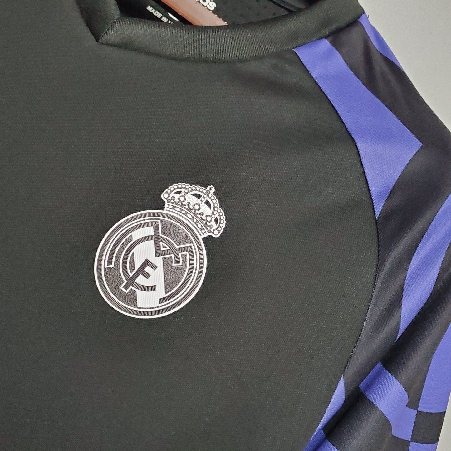 REAL MADRID 2015 - 2016 THIRD JERSEY